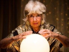 Wyjmij z lodówki i sprawdź, co cię czeka. Karnawałowa wróżba na 2026 rok