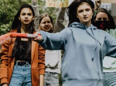 Emocje silniejsze niż portfel. Skąd się bierze poparcie dla socjalu