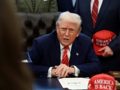 Trump zmienia zasady sprzedaży broni. "America First Arms Transfer"