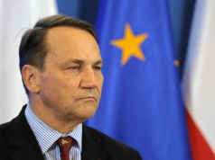 Sikorski reaguje na wpisy ambasadora USA. Padły słowa o "koordynacji z opozycją"