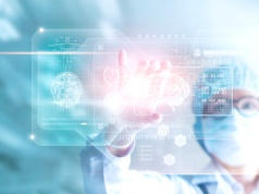 Gwałtownie przybywa zakażonych. Szpitale już wprowadzają zakazy