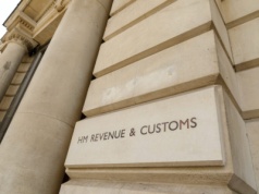 Milion osób nie złożyło zeznania podatkowego. Teraz grozi im kara za brak rozliczenia