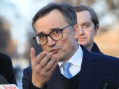 Ziobro zadzwonił pod numer podany na jego liście gończym. Co usłyszal?