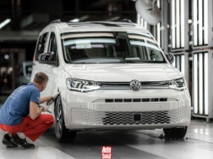 Cztery miliony samochodów z Poznania. To wielki moment dla fabryki. To wyjątkowe auto zostanie w Polsce