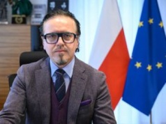 Gigant na krawędzi. Minister wskazuje warunek ws. pomocy