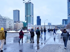Nowe udogodnienie dla turystów. W Warszawie pojawiło się 350 tabliczek