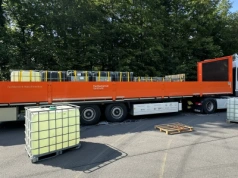 Naczepa, która rozpozna własne przeładowanie i sklasyfikuje dziury w drogach