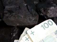 Mrozy drenują portfele Polaków. Ile trzeba zapłacić za węgiel?