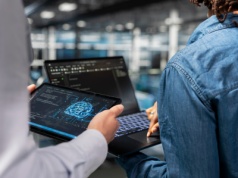 Nierówna walka z technologią. Cyfrowa przepaść w firmach