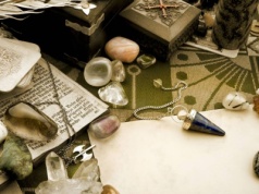 Kościół ostrzega przed tymi przedmiotami. To nie jest tylko niewinna pamiątka