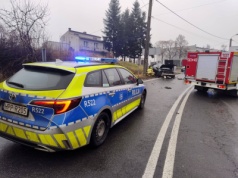 Zderzenie dwóch samochodów na DK 45 w Raciborzu Sudole