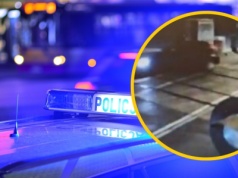 Auto utknęło na torach. Niebezpieczna sytuacja pod Warszawą