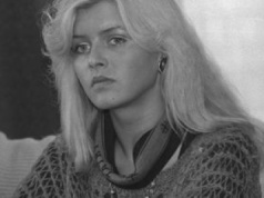 Partner miał się nad nią znęcać. Ukojenia szukała w alkoholu