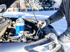 Naciskasz manetkę i zero reakcji? Tak łatwo zniszczyć spryskiwacze, naprawa kosztuje krocie