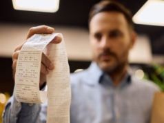 Makaron keto za 40 zł, czyli chudnij razem ze swoim portfelem. "Płacimy za modę"