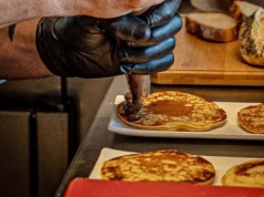 Największy brunch na Teneryfie. Czy dwie osoby to zjedzą?