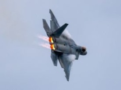 F-22 wycofane. Nie będzie przelotu nad Super Bowl