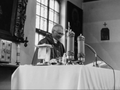 Proboszcz zginął w drodze na kolędę. "Odszedł człowiek wielkiego serca"