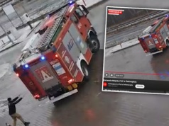 Takie nagranie sprzed remizy w Świnoujściu. Niewiarygodne, co działo się z wozem na lodzie