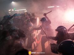 Protest przed wioską olimpijską. Policja użyła gazu łzawiącego