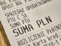 Nowa akcyza wchodzi w życie: drożeje wszystko, nawet produkty bez procentów