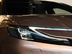 Rozgromiła rywali w sieci. Najczęściej wyszukiwana marka globu