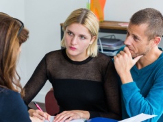 Spadek po rodzicach. Kto dziedziczy? Oto kolejność