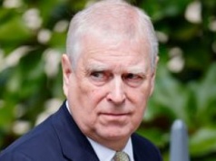 Ex-książę Andrzej WYRZUCONY z rezydencji w środku nocy. Wraca sprawa Jeffreya Epsteina