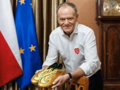 Wielka przebitka aukcji Tuska na WOŚP, przekroczono symboliczną kwotę. Poseł PiS kpi