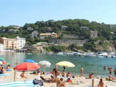 Zatoka Ciszy zaprasza na relaks. U nas zima łapie za gardło, a tam napędza turystykę