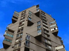 Porównują go do słynnej czekolady. To jeden z najdziwniejszych budynków w Europie