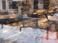 Klasyk znika z witryn. Piekarnie i cukiernie nie mają wyjścia