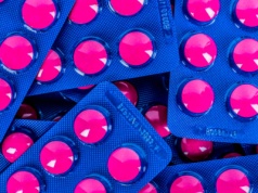 Popularna witamina szkodzi w nadmiarze. Wątroba i nerki płacą najwyższą cenę