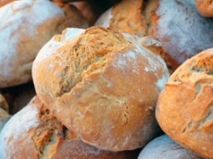 Co naprawdę kryje się w chlebie? Kontrola wykazała poważne uchybienia