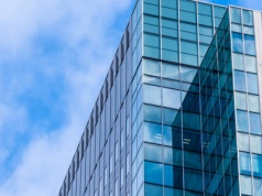 Polska przyciąga kapitał jak magnes. Jesteśmy w absolutnej czołówce