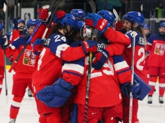 Dwa ciosy Czeszek wystarczyły na Finki. Peslarova zamurowała bramkę