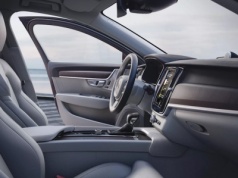 52 400 zł taniej za duże kombi z Europy. Ma hybrydę szybszą niż Omoda 9, choć słabszą o 82 KM