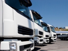 Polacy przejmują zagraniczne firmy. Transakcje za ponad 1 mld dolarów