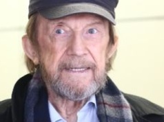 Edward Linde-Lubaszenko przed laty mierzył się z zagrożeniem życia. Podejrzewano poważną chorobę