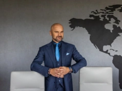 InPost zostanie sprzedany. Rafał Brzoska podaje szczegóły