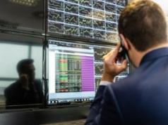 Giełda się zazieleniła. CD Projekt i banki rosną, Orlen traci, ale większość spółek na plusie