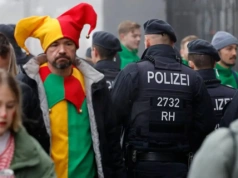 Te stroje karnawałowe są w Niemczech zabronione. Surowe kary za ich założenie