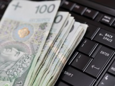 32 proc. ofert pracy w IT ujawnia widełki płac