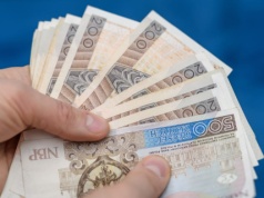 Ruszyły rekrutacje do pracy. Tu płacą Polakom nawet 14,1 tys. zł miesięcznie