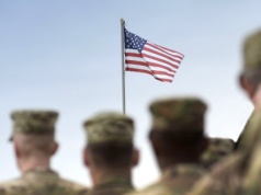 Amerykańskie siły zbrojne w akcji. "Znajdziemy was i wymierzymy sprawiedliwość"