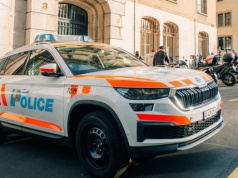 Zamówiła zabawkę przez internet. Do domu zapukała policja, stanęła przed sądem