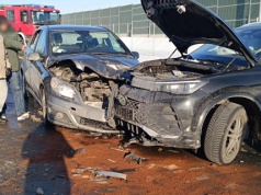 Postanowił skręcić, choć nic nie widział. Doprowadził do wypadku