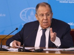 "Nazistowskie korzenie Ukrainy muszą zostać wyeliminowane”. Ławrow skarży się na USA