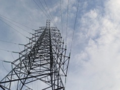 Historyczna zmiana w energetyce. Słońce i wiatr to podstawa