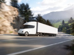 Ciężarówka widmo coraz bliżej? Tesla Semi ujawnia szczegóły